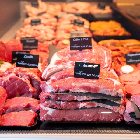 Ambachtelijk rundsvlees in slagerij De Loppemerie